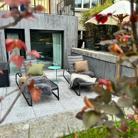 Apartment Art Residence, Gina Sommer *