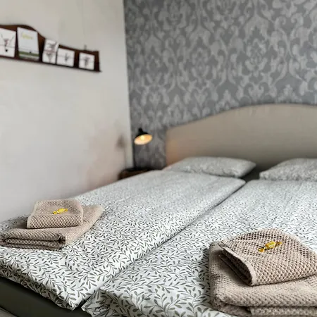 Art Residence, Gina Sommer *